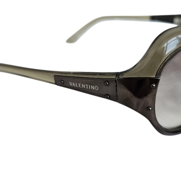NWT Valentino V 5577/S  Oversized Olive  Green  Gradient Women's Sunglasses - Picture 3 of 10